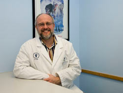 Dr. Nicholas Machtell - Veterinarian